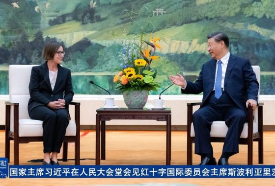 (时政)习近平会见红十字国际委员会主席斯波利亚里茨